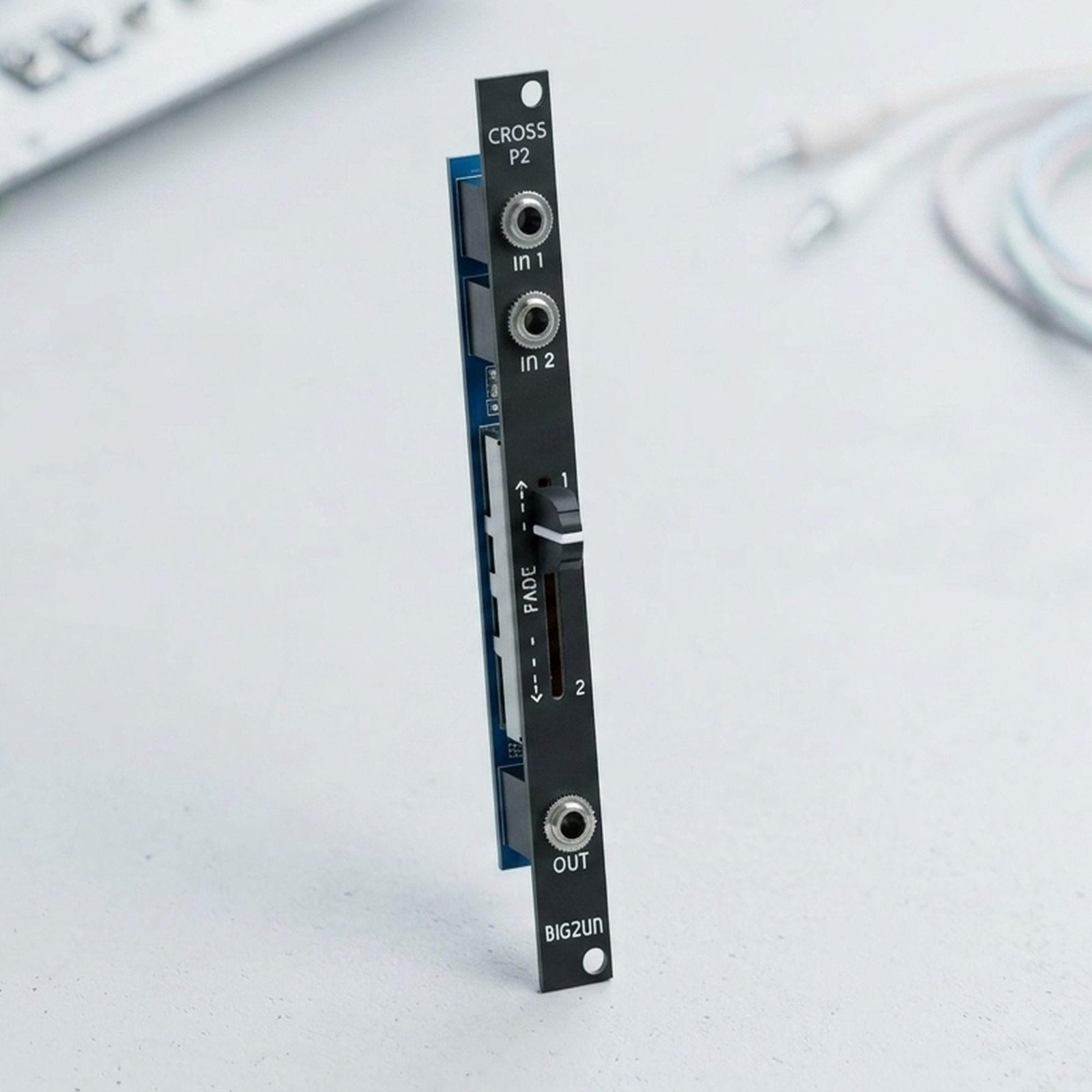 Cross P2 — photo 2